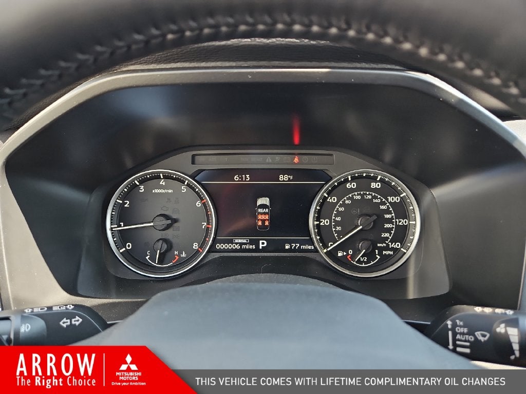 2026 Mitsubishi Outlander SE