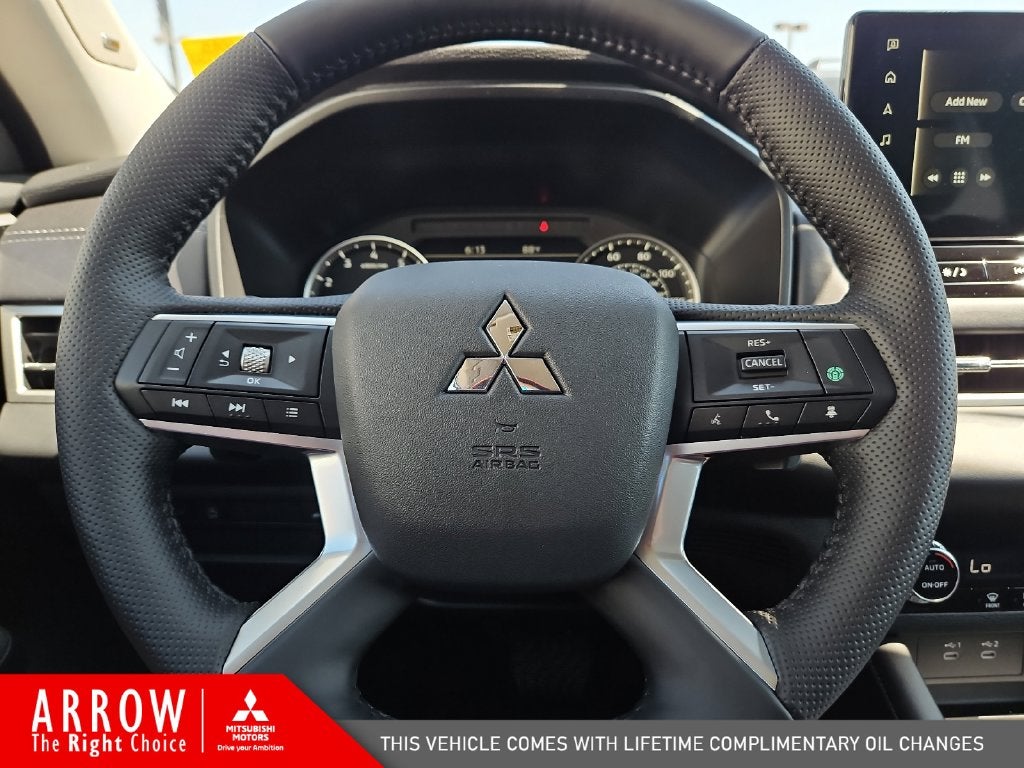 2026 Mitsubishi Outlander SE