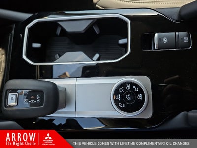 2026 Mitsubishi Outlander SE