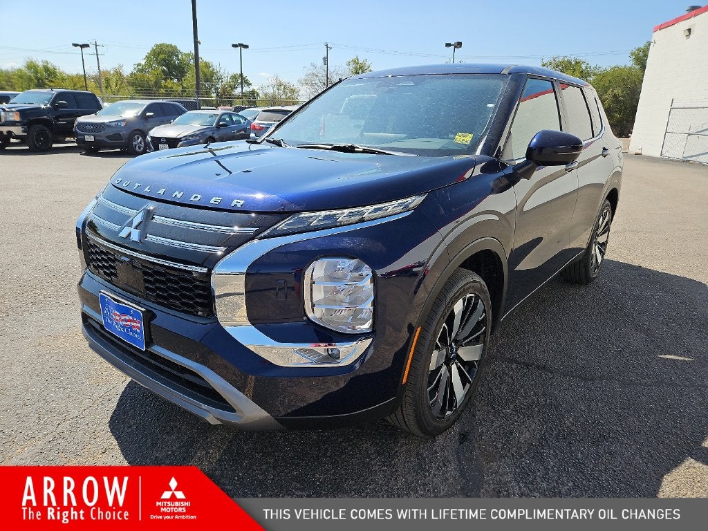 2026 Mitsubishi Outlander SE