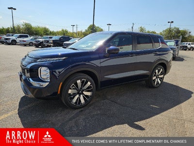 2026 Mitsubishi Outlander SE