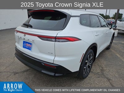 2025 Toyota Crown Signia XLE