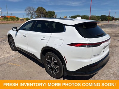 2025 Toyota Crown Signia XLE