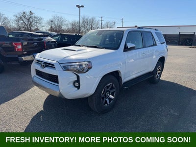 2024 Toyota 4Runner TRD Off-Road