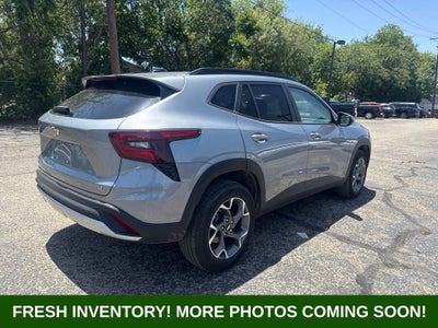 2025 Chevrolet Trax LT
