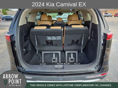 2024 Kia Carnival EX