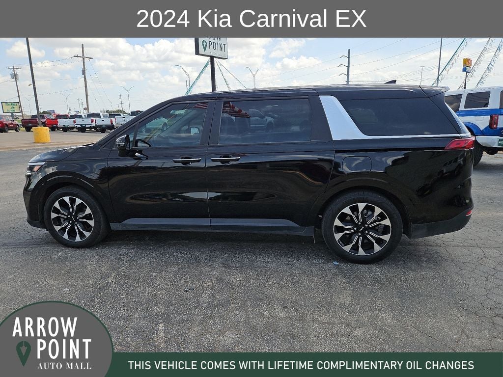 2024 Kia Carnival EX