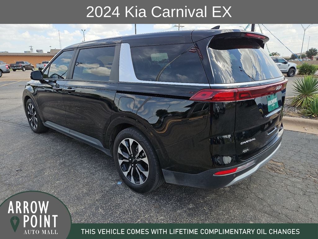 2024 Kia Carnival EX