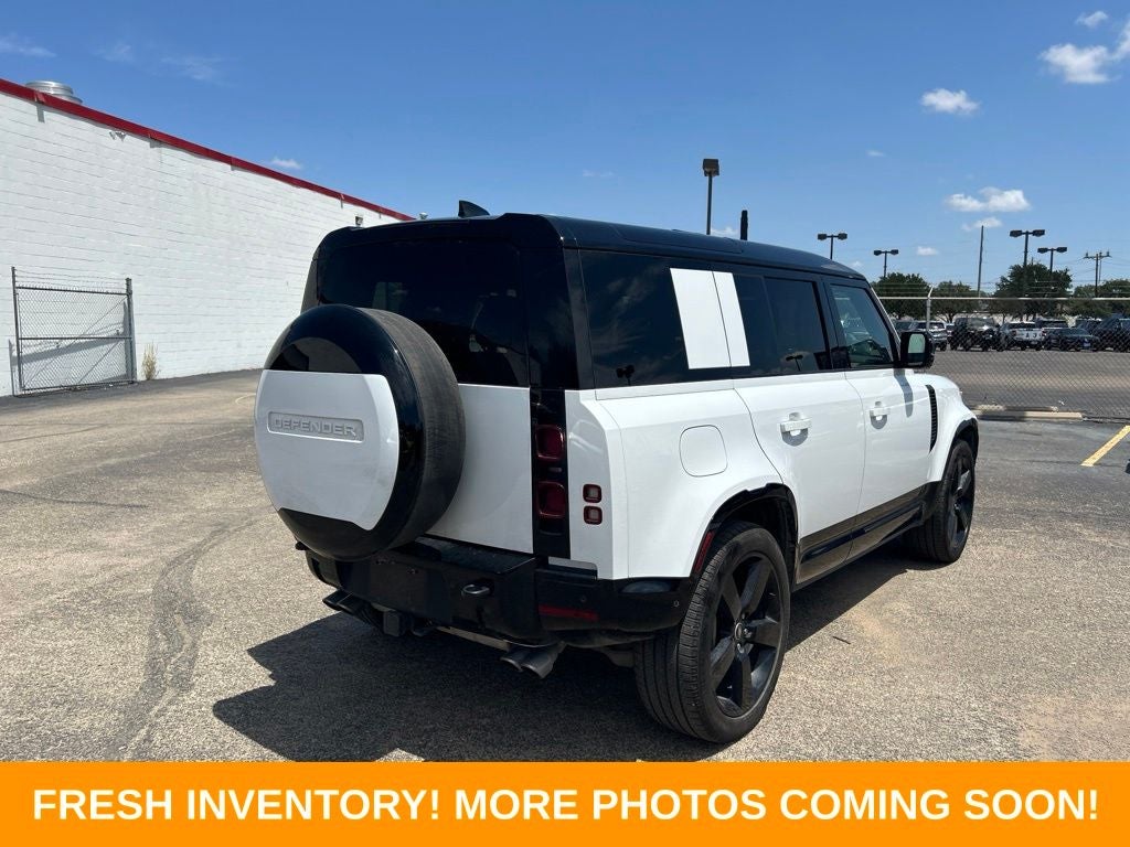 2025 Land Rover Defender 110 X-Dynamic SE