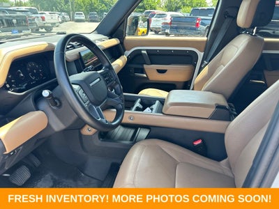 2025 Land Rover Defender 110 X-Dynamic SE