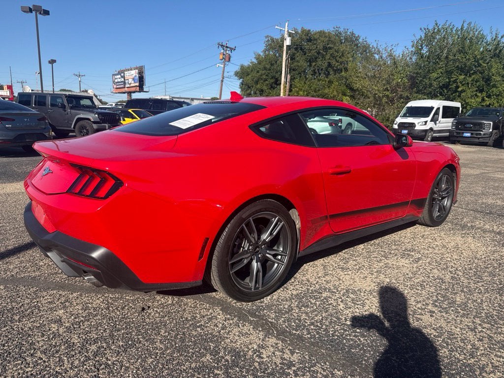 2025 Ford Mustang EcoBoost
