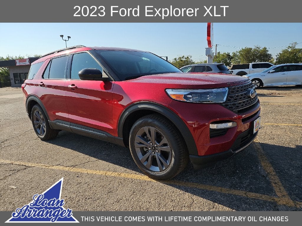 2023 Ford Explorer XLT