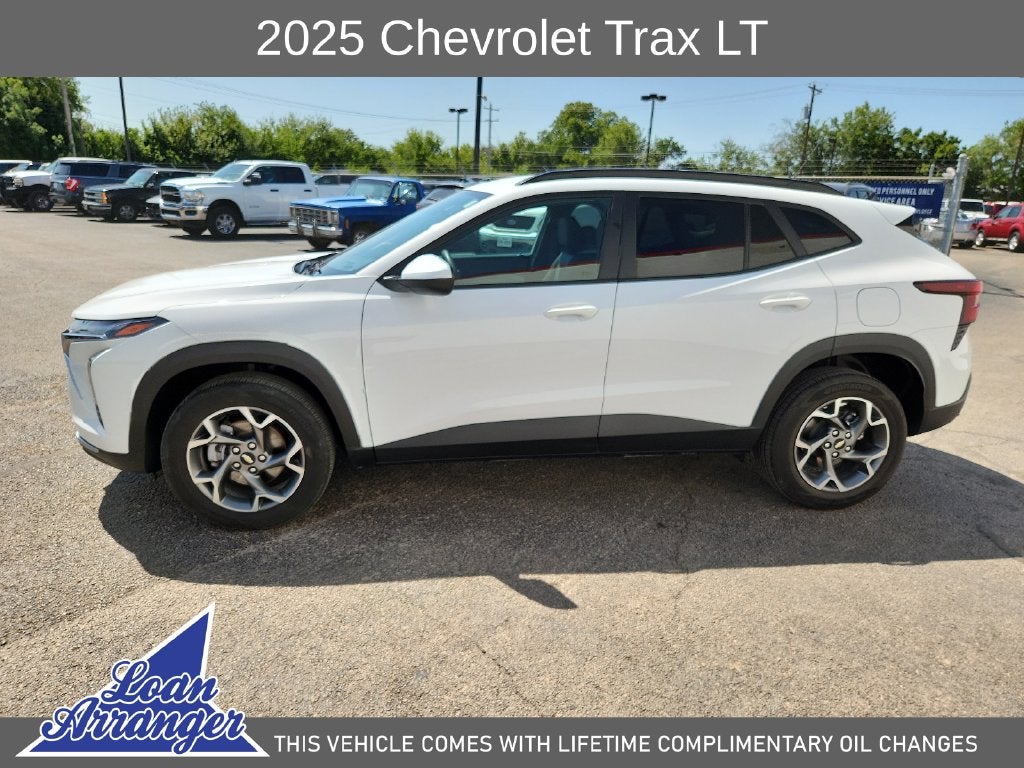 2025 Chevrolet Trax LT