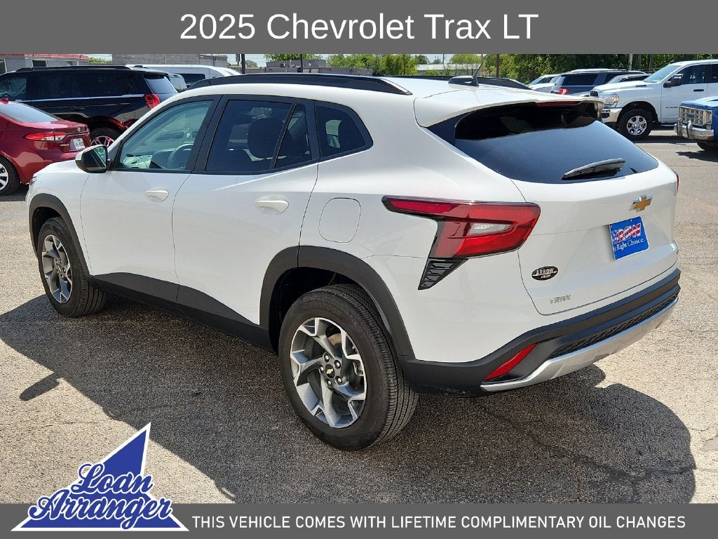 2025 Chevrolet Trax LT